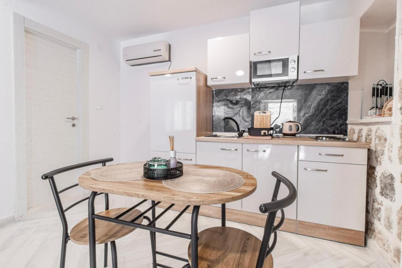 Apartments Florian Lopud Ngoại thất bức ảnh