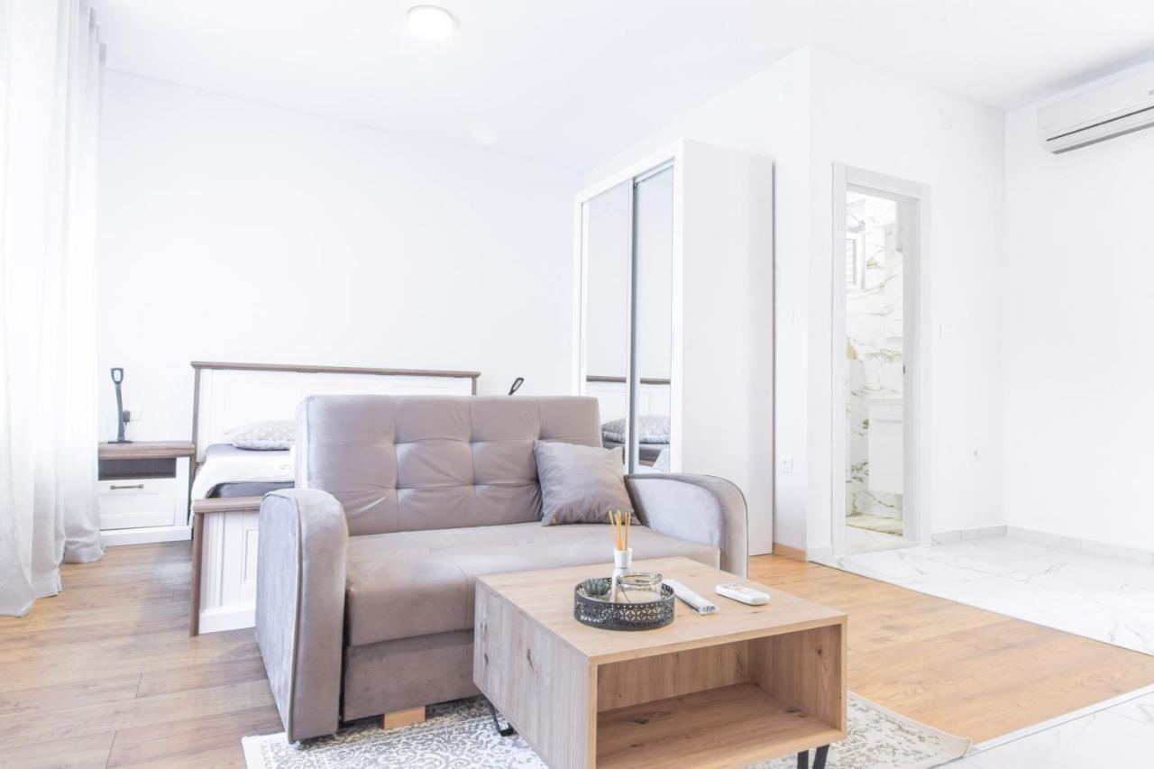 Apartments Florian Lopud Ngoại thất bức ảnh