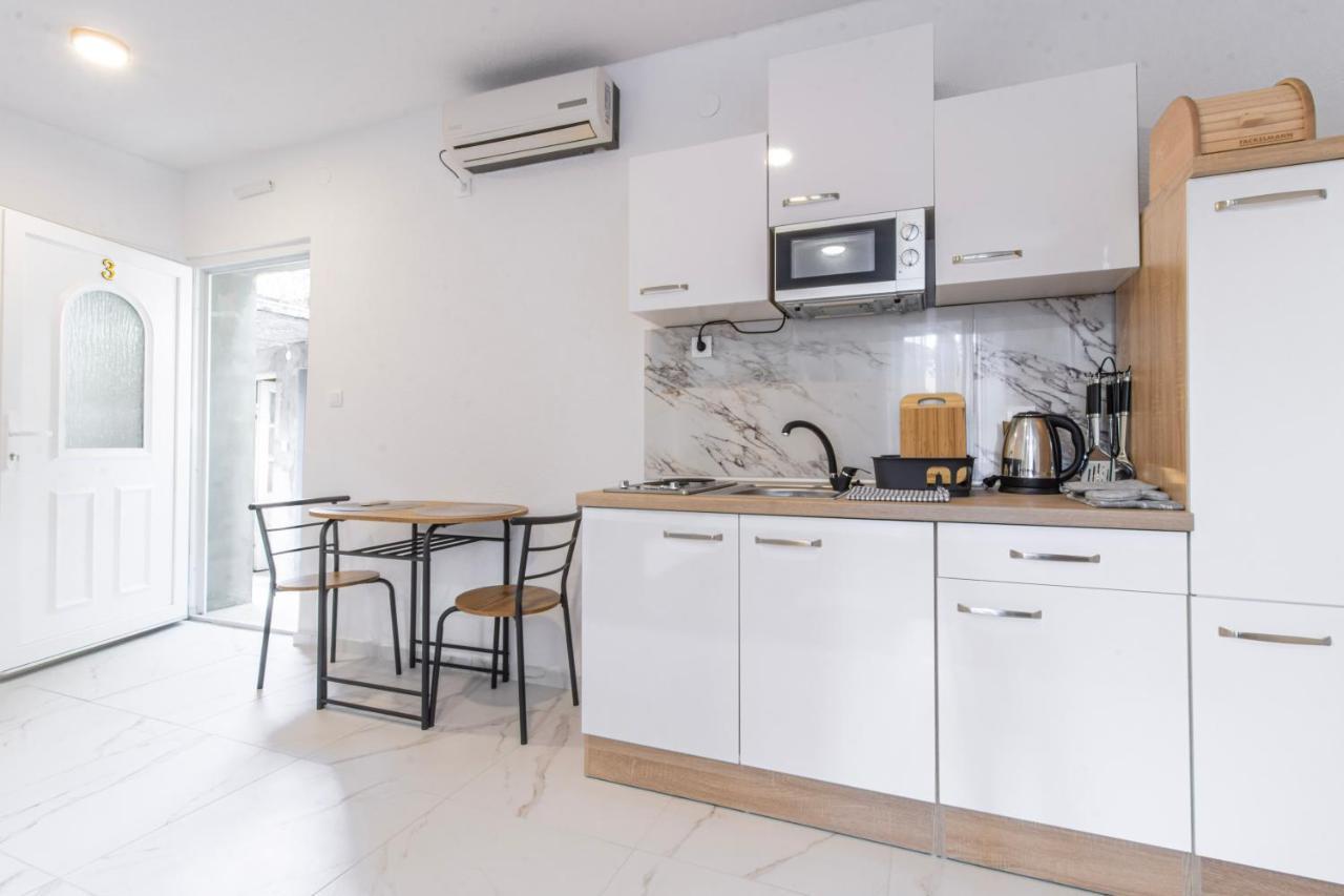 Apartments Florian Lopud Ngoại thất bức ảnh