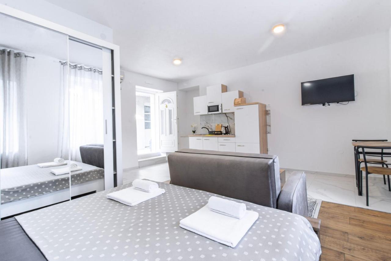 Apartments Florian Lopud Ngoại thất bức ảnh