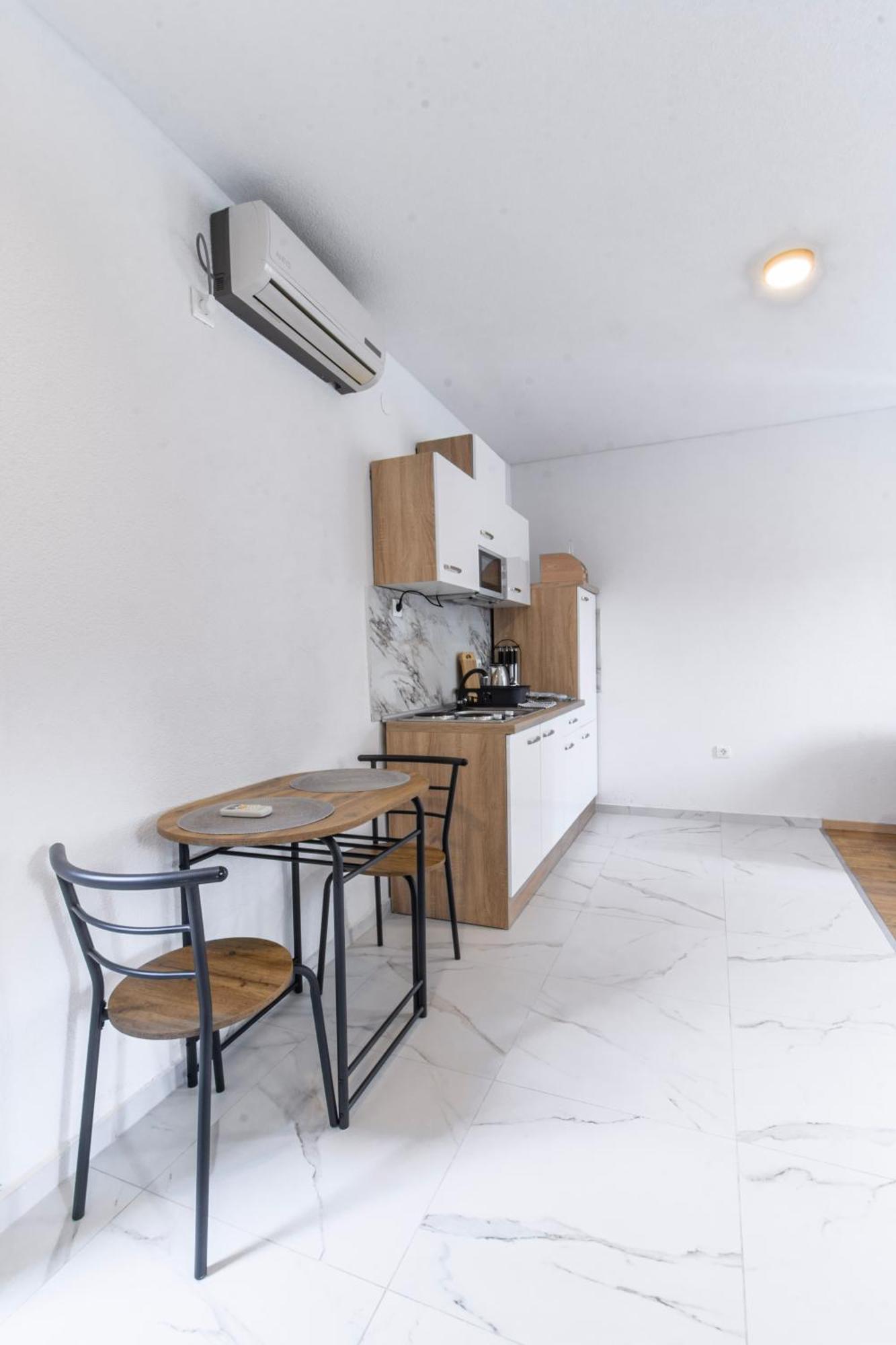 Apartments Florian Lopud Ngoại thất bức ảnh