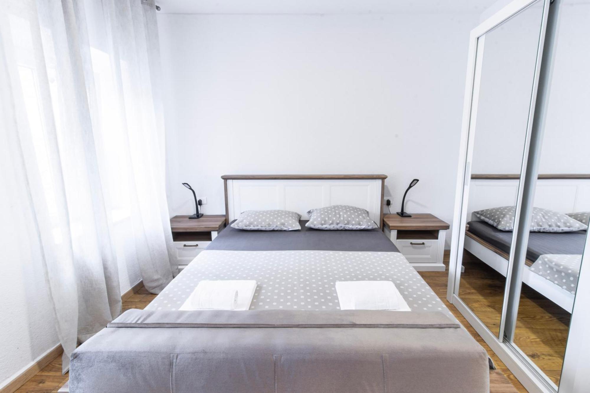 Apartments Florian Lopud Ngoại thất bức ảnh