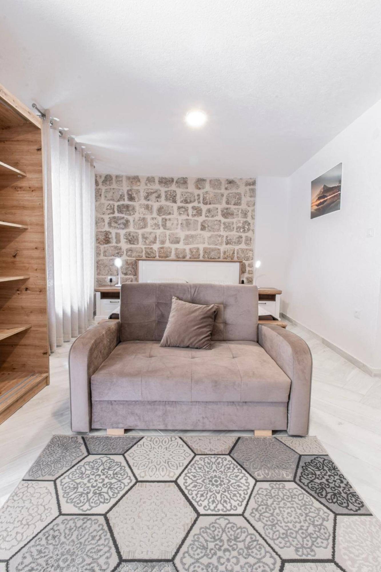 Apartments Florian Lopud Ngoại thất bức ảnh
